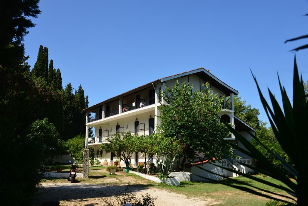 Pension Ipiros Gouvia Esterno foto