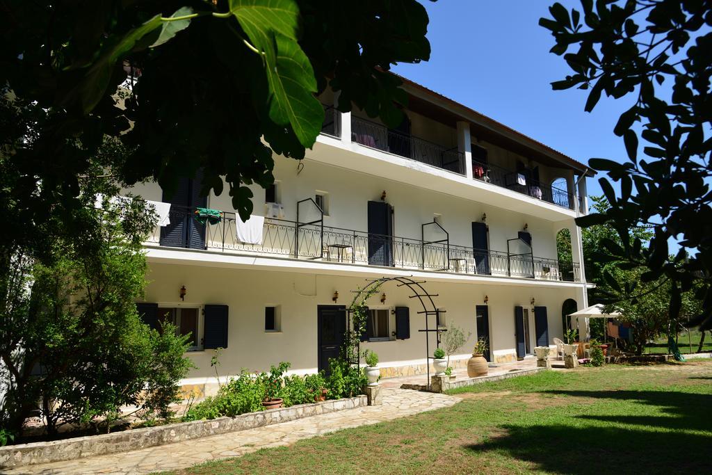 Pension Ipiros Gouvia Esterno foto